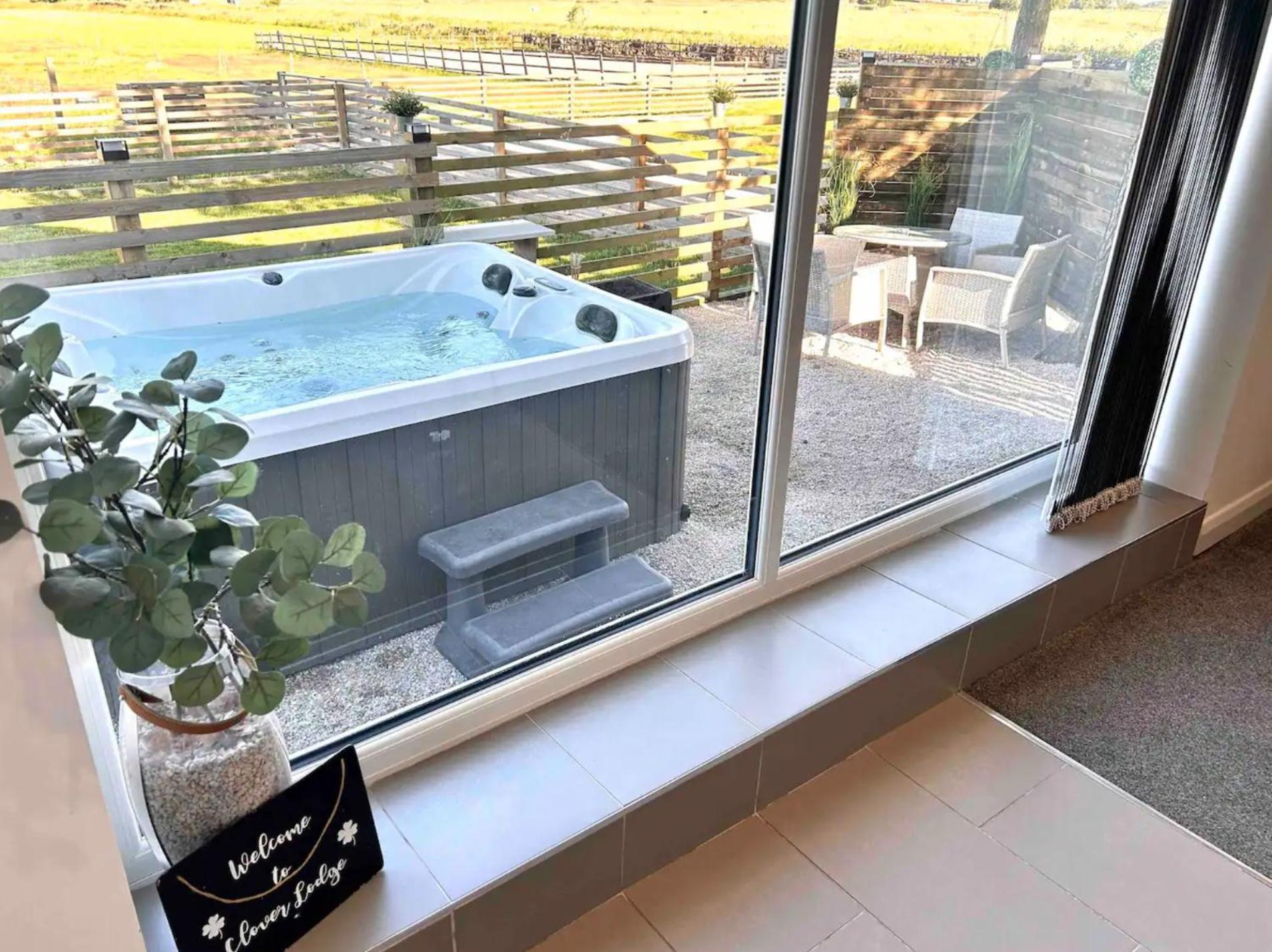 Clover Lodge Chesterfield Buitenkant foto